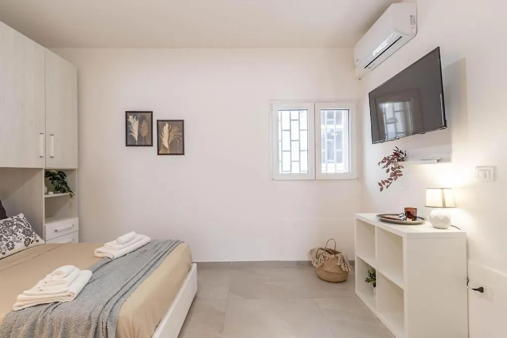 ¤Charme Di Bari¤ Intero Apt Con Design Moderno E Centrale 이탈리아